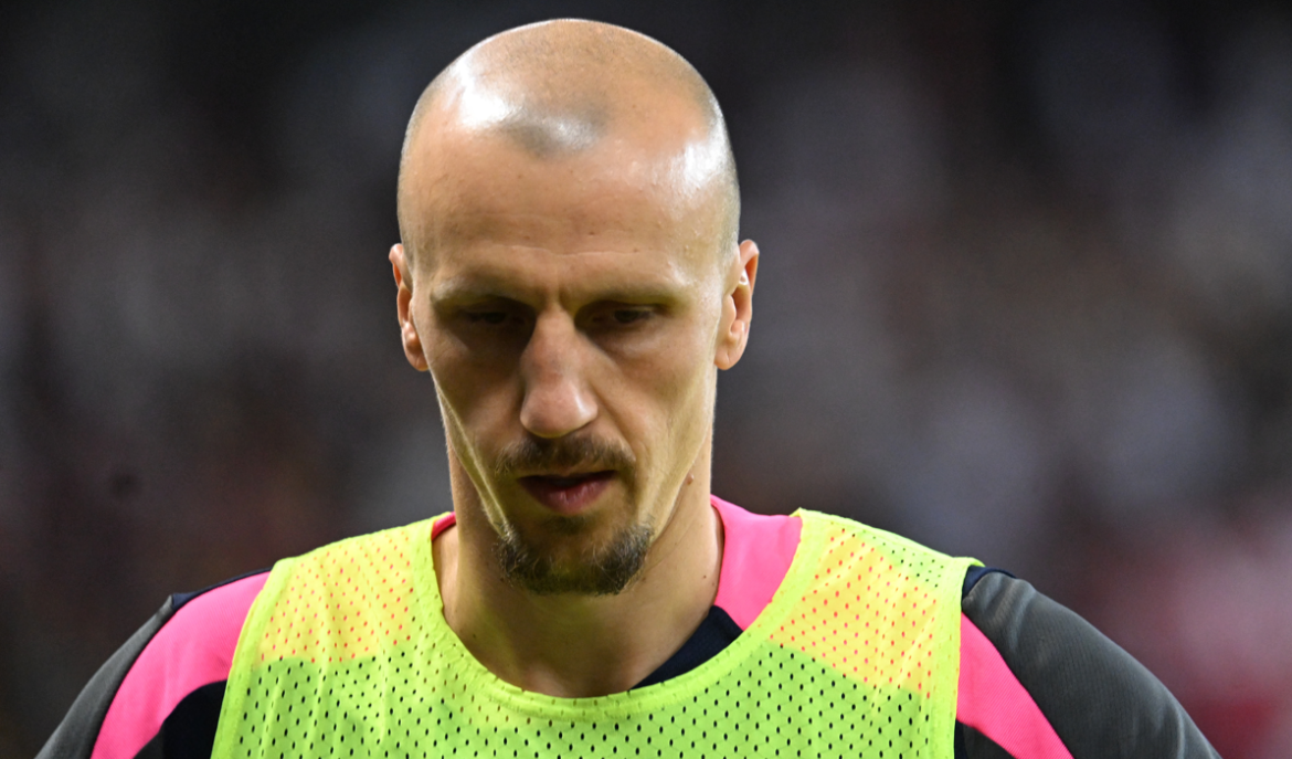 gigi-becali-l-a-facut-praf-pe-chiriches-de-paste:-„trebuie-sa-inteleaga-si-radoi!”