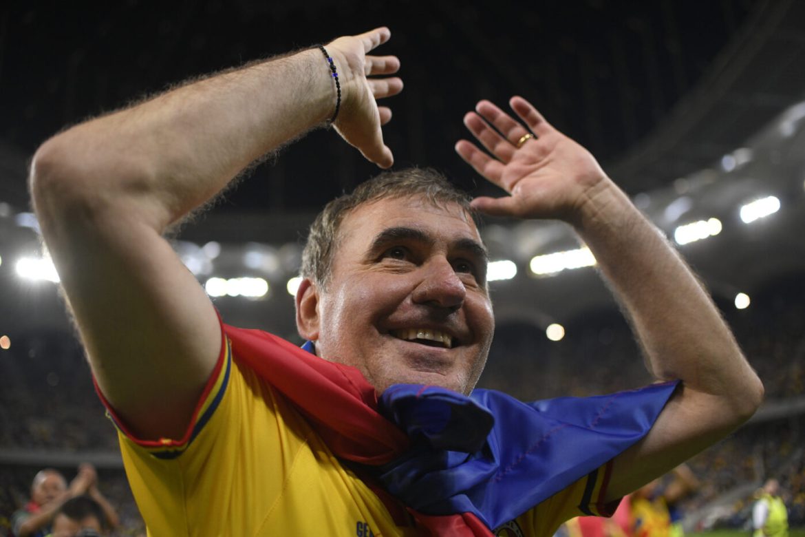 gica-hagi-e-noul-selectioner-al-romaniei.-vezi-aici-in-direct-prezentarea-oficiala-a-„regelui”