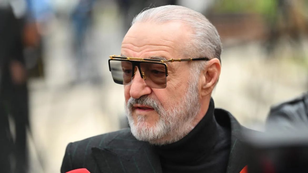 gigi-becali-cauta-inlocuitor-pentru-radoi-si-a-pus-4-variante-pe-lista.-ce-nume-vrea-la-fcsb