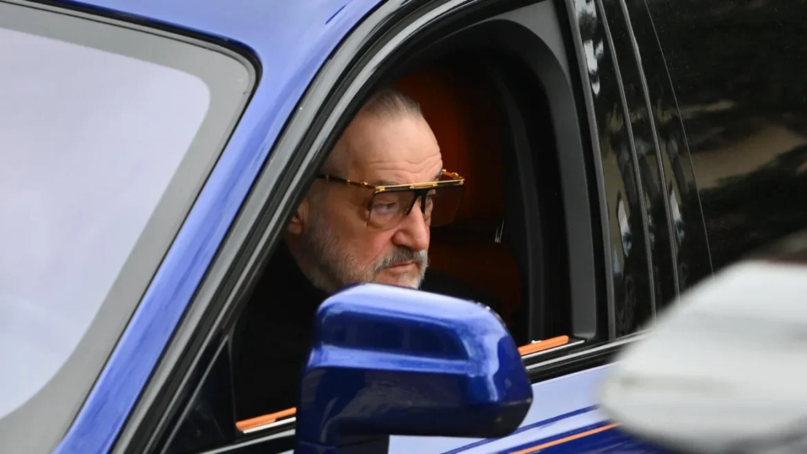 gigi-becali-a-anuntat-in-direct-inca-un-transfer-de-la-fcsb!-„a-facut-contractul,-600.000-de-euro!”