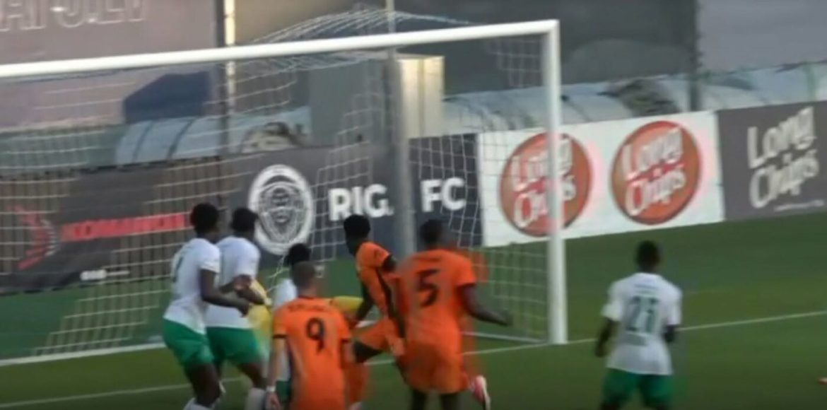 faza-fixa-de-mondiale:-tavi-popescu,-assist-din-corner-pentru-joao-paulo-in-auda-–-fcsb